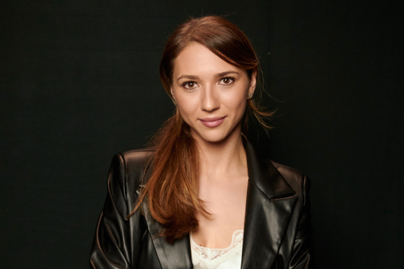 &Ncy;&acy;&dcy;&yacy; &Dcy;&zhcy;&acy;&bcy;&rcy;&acy;&icy;&lcy;&ocy;&vcy;&acy;&period; Stand Up &Tcy;&vcy;&iecy;&rcy;&softcy;